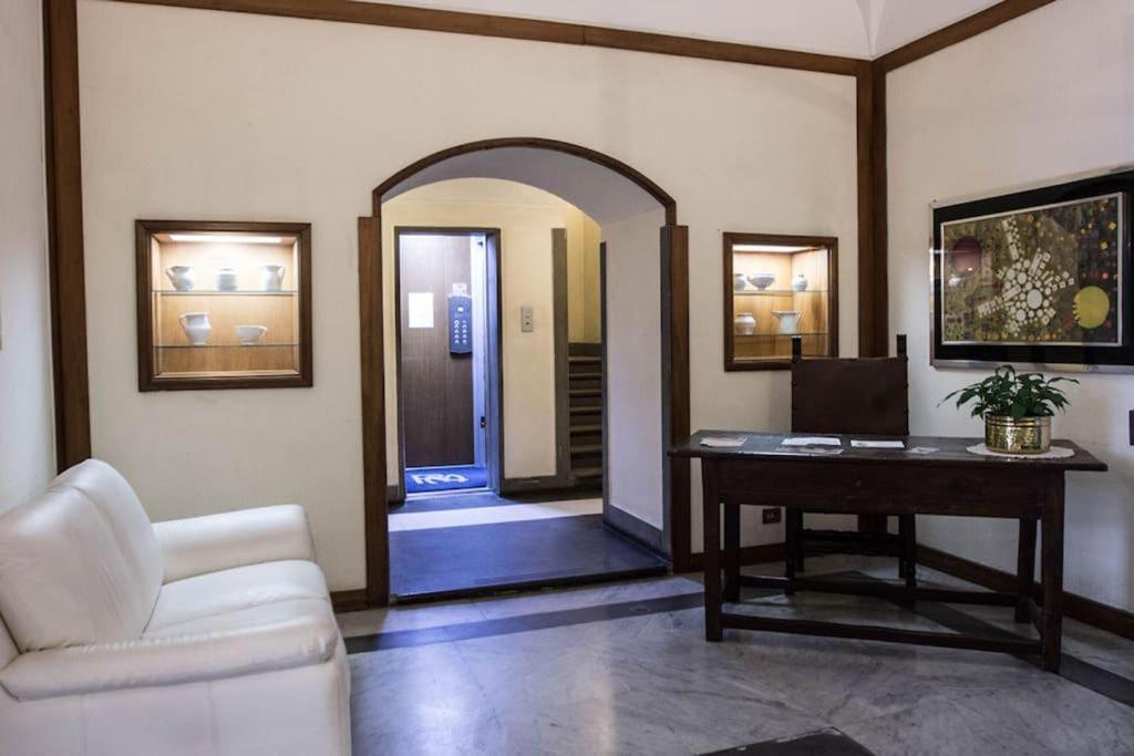 Apartment Marche Rome